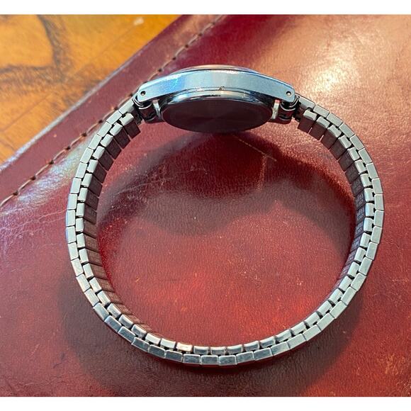 VTG Women's 23mm Caravelle by Bulova Quartz Watch, Silver Tone, Date, - Picture 3 of 3